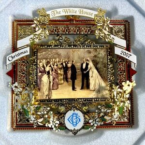 Christmas 2007 WHITE HOUSE HISTORICAL ASSOCIATION CHRISTMAS ORNAMENT w/ BOOKLET